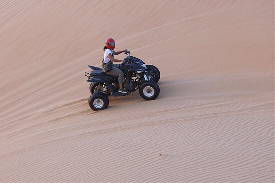 quad-bike-desert-adventure-safari-abu-dhabi